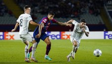 Барса докосва 1/8-финал в Шампионската лига след бой над Шахтьор