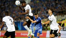 Айнтрахт се подсили мощно преди реванша с Левски