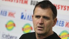 Акрапович: Разочароващо е, сами си вкарахме три гола