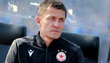 Саша Илич хвърли бялата кърпа и призна за превъзходството на Левски