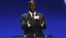 Яя Туре иска да стане шеф в Барса 