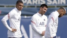 Кой играч носи най-скъпите футболни обувки в света?