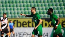Лудогорец е на 1/4 финал за Купата след 3:1 над Локо Горна
