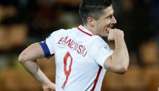 Левандовски влезе в историята на Полша