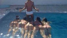 Роналдиньо извози Ман Юнайтед, но после го наритахме здраво