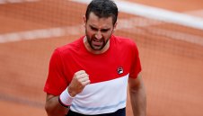 Чилич започна с победа на "Ролан Гарос"