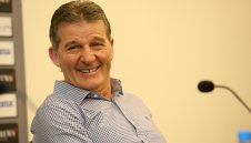 Костадинов: Папен искаше да ме удуши, заради "Парк де Пренс"