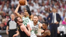 Кливланд загуби Кевин Лав за ключовата битка в Бостън