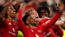 Резерва прати триумфално Ман Юнайтед на финал с два гола за 4:1