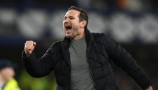 Луда радост! Лампард си счупил ръката при победния гол