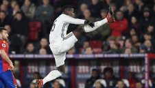 Погба бил на 2 гласа от място в Идеалния отбор на ФИФА