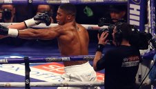 Лошо за Кобрата: Джошуа има намерение да го смаже