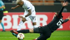 Хофе прати нападател в Палмейрас