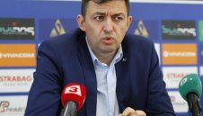 Шеф на Левски коментира решението на Букарев и разкри дали Наско Сираков се завръща + ВИДЕО