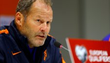 Холандия "стряска" България с дебютант 