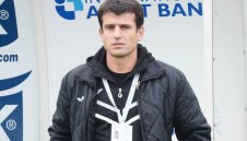 Фугата остава начело на Славия 