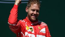 Розберг: Фетел може и да изпусна шанса си за нова титла