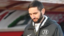 Защитник си тръгна бесен от Локо Пловдив