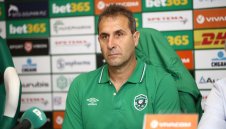 Херо с коледно желание: Дано Милан остане в криза 