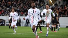 ПСЖ съсипа кариерата на "лале"