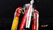 Нюкасъл и Ман Юнайтед в битка за жадуван трофей