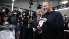 Напуска ли Барса? Флик взе тежко решение!