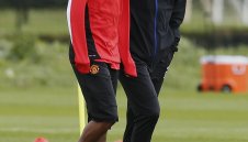 Мойс иска Ашли Йънг в Сосиедад