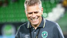 Аутуори: Вече няма лесни групи