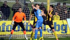 Левски отново се издъни, но излезе лидер + СНИМКИ