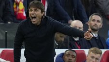 Конте е първият, който държи Тотнъм в шах