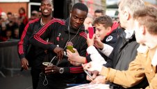 Арсенал и Тотнъм си заплюха бранител на Манчестър Юнайтед