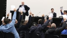 Трус! Извадиха от футбола помощник на Бербатов и шеф на ЦСКА