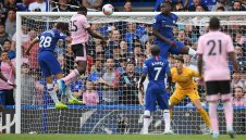 Лестър и Челси не се победиха в голов спектакъл на "Кинг Пауър Стейдиъм"