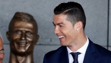 Цял свят се смее на Роналдо, Неймар дразни Меси + ВИДЕО И ГАЛЕРИЯ