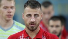 Железен боец: Бодуров е мелачка за големи нападатели