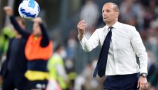 Конте се връща? В Юве точат ножа на Алегри