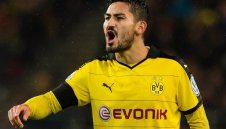 Шефове на Юве летят спешно за Дортмунд