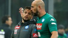 Мертенс използва жокера "помощ от приятел"