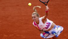 Квитова е първата полуфиналистка на Ролан Гарос