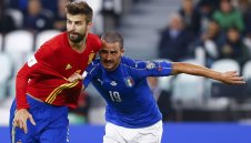 Испания със стратегия за оставането на Пике