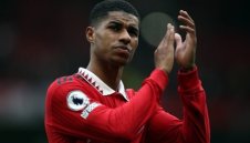 Рашфорд купонясва в бар след резила в дербито