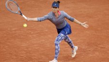 Цветана Пиронкова остава първа ракета на България