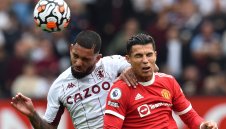 Бивша лесбийка си хвана за гадже съотборник от Астън Вила + СНИМКИ