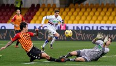 Самп взе само точка от Беневенто