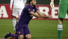 Милан взима халф на Фиорентина