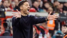 Байерн може да пребори Ливърпул за Чаби Алонсо