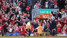 "Анфийлд" полудя: Ливърпул тресна и Арсенал за 3 от 3