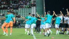 Скоропостижно! Еврокошмар на Левски би шута на треньора си