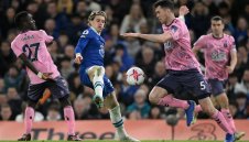 Евертън изненада Челси с късен гол на резерва