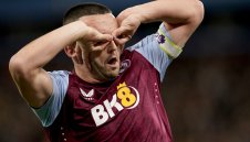 Голяма битка и голяма победа! Вила свали Арсенал от върха след 1:0